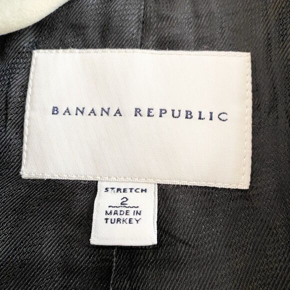 Banana Republic Black 99% Wool Lined Blazer Jacket Pockets Size 2 Career Office - Picture 3 of 10